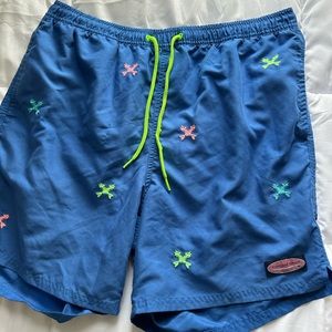 Vineyard vines swim trunks